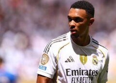 Arnold Kecam Tindakan Rasis Pemain Benfica Terhadap Vinicius Jr