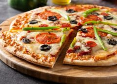 Membuat Kulit Pizza Tanpa Ulen untuk Pizza Rumahan Seperti Restoran