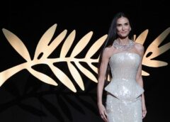 Gaya Demi Moore Bergaun Ketat di Cannes 2026 dengan Tubuh Rampingnya