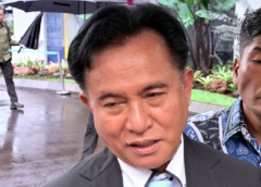 Yusril Tidak Larang Nobar, Sebut Film Pesta Babi Sebagai Kritik yang Wajar